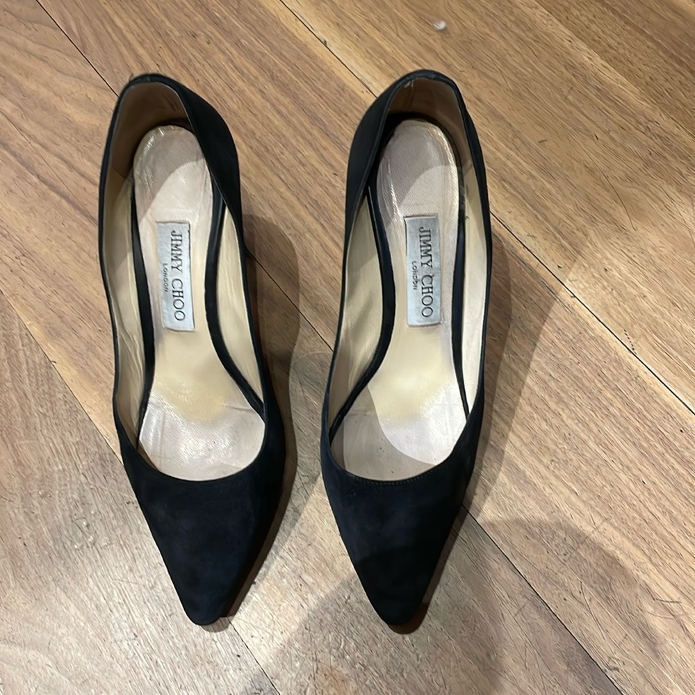 Jimmy Choo Romy black suede pump. Size 38. 3” heel